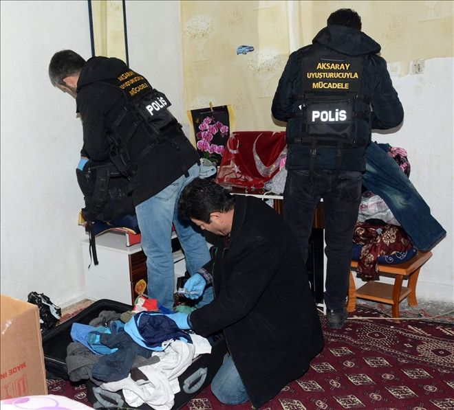 Uyuşturucu Satıcısı 4 Afganlı Tutuklandı