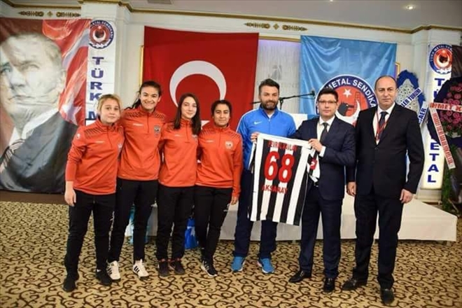 Aksaray Hasandağ Bayan Futbol Takımımız 2.Lige Yükseldi