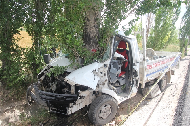 Konya´da kamyonet motosiklete çarptı: 1 ölü, 4 yaralı