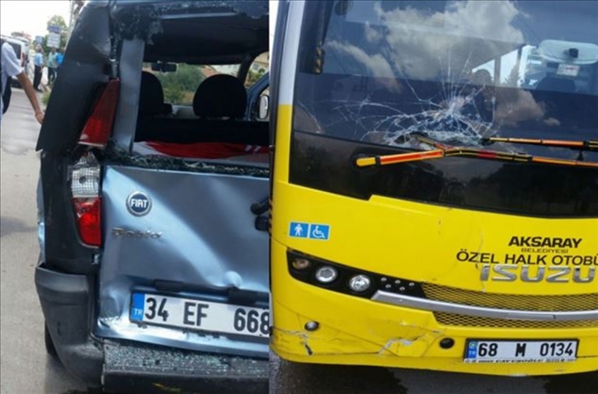 Aksaray´da Halk Otobüsü İle Hafif Ticari Araç Çarpıştı 3 Kişi Yaralandı