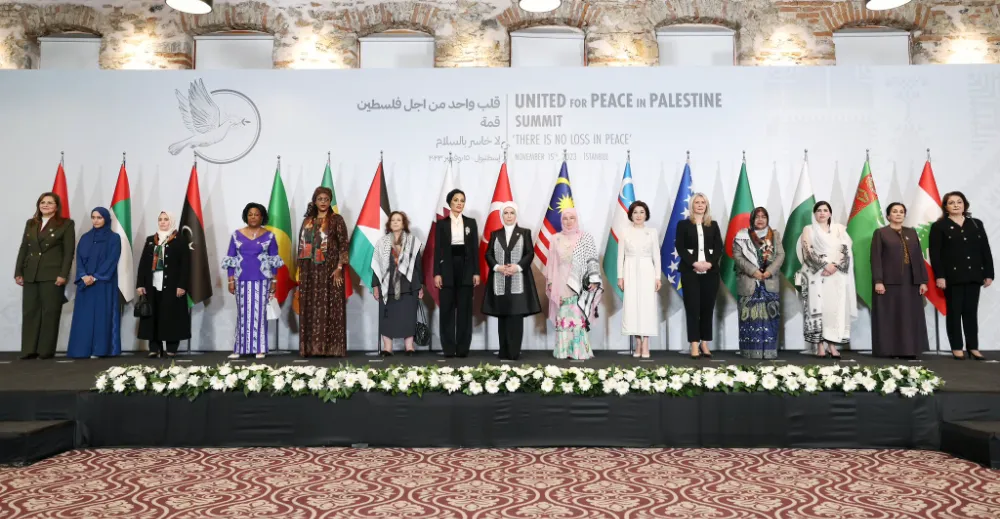 Filistin İçin Tek Yürek Lider Eşleri Zirvesi