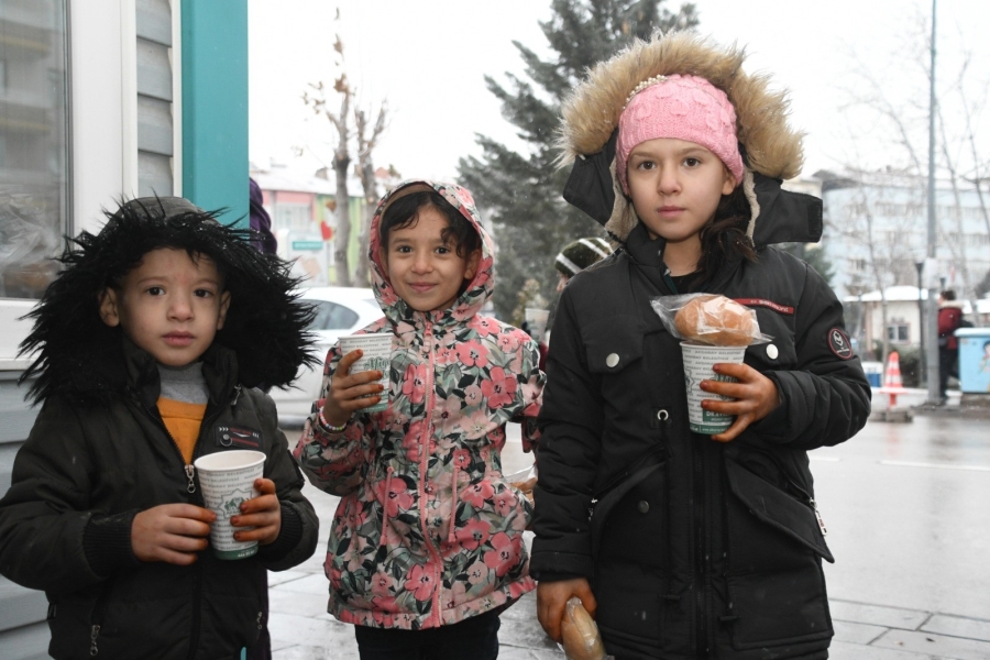 Çorba evleri soğuk kış günlerinde vatandaşların içini ısıtmaya devam ediyor