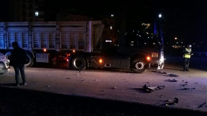 Adliye Kavşağında Trafik Kazası | aksarayhaber68 | aksaray haberleri