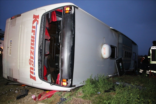 Otobüs Kazası 4 ölü 27 Yaralı