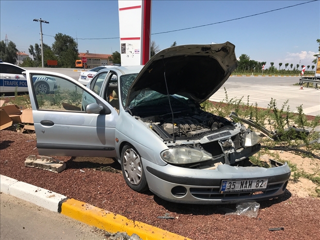 Konya yolunda kaza:1 ölü  2 yaralı