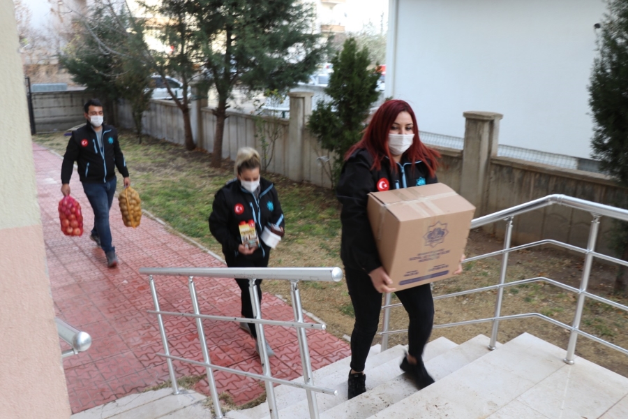 Aksaray Belediyesi 1 yılda 50 bin  aileye yardım elini uzattı