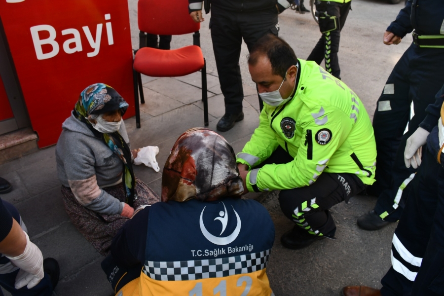 Aksaray’da özel halk otobüsünün altında kalan  yaşlı kadın hayatını kaybetti 
