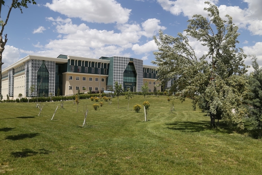 Aksaray Üniversitesi 4 farklı dünya sıralaması listesinde yer aldı