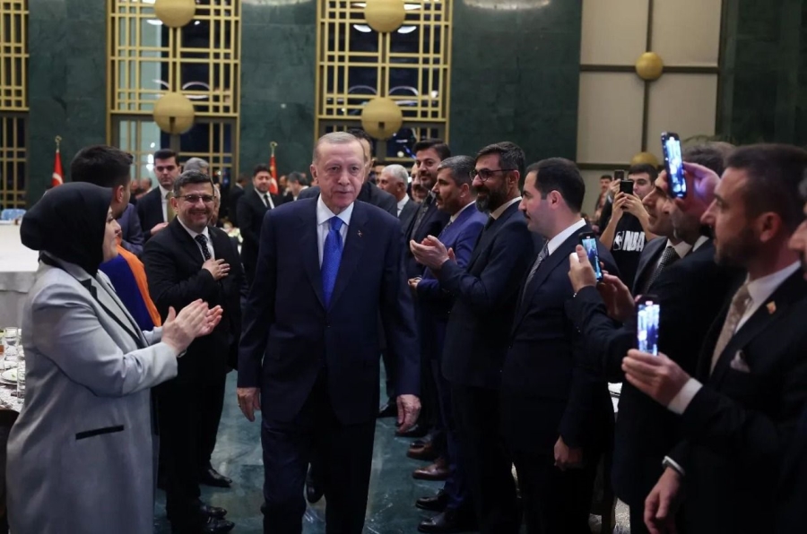 Başkan Dinçer, Cumhurbaşkanlığı Külliyesinde düzenlenen iftar programına katıldı