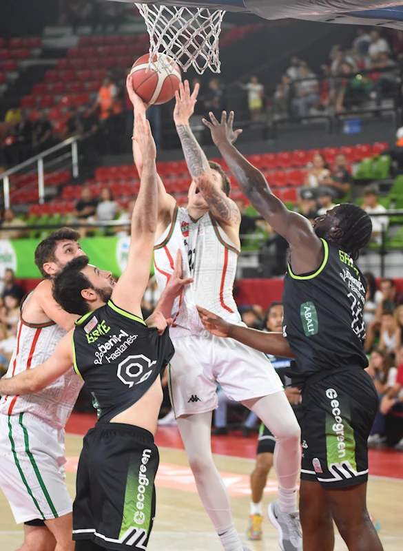 Karşıyaka - Merkezefendi Belediyesi Basket: 105-88