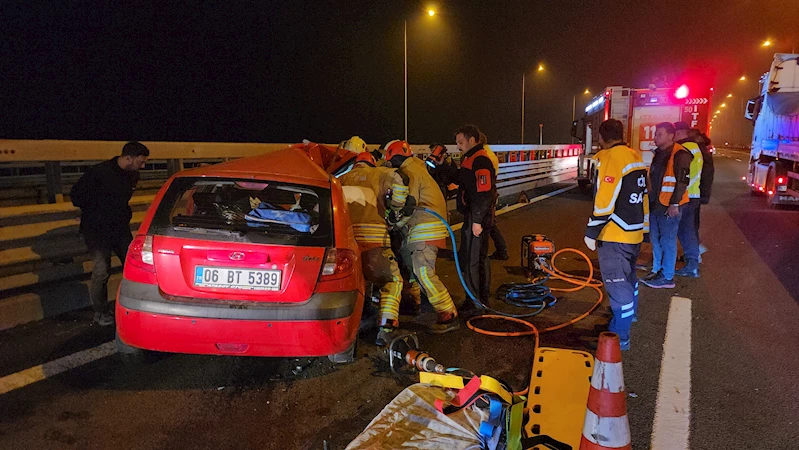 Anadolu Otoyolunda otomobil, TIR’a çarptı: 4 yaralı