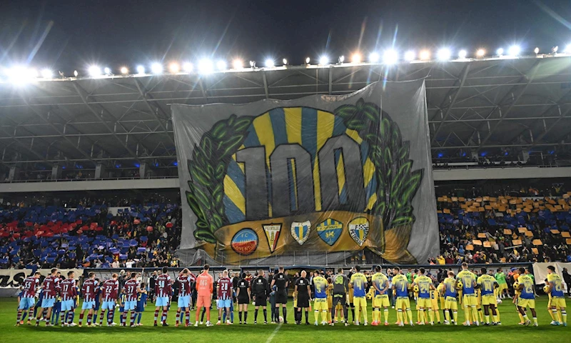 Petrolul Ploiesti, 100. yılını görkemli törenle kutladı