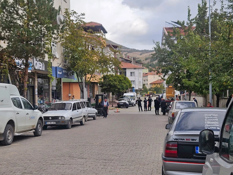 Mahkeme çıkışı kız kardeşi ile yeğenini vurdu; 2 ağır yaralı