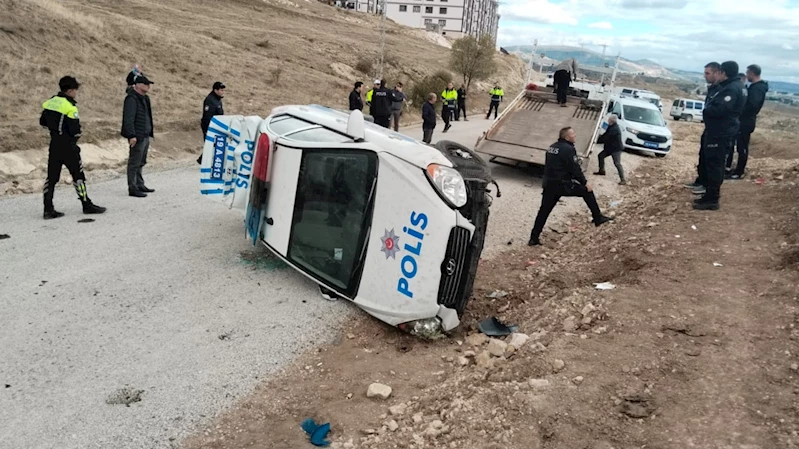 Polisin takibiyle yakalanan ehliyetsiz sürücü adliyede