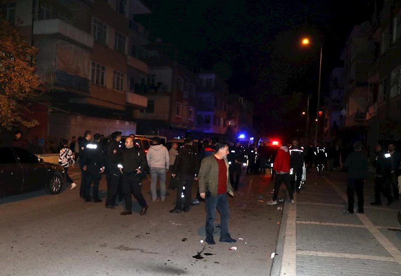 3 polis ve 1 bekçiyi bıçakla yaralayan bipolar hastasının öldürülmesinde 3 polise beraat istemi