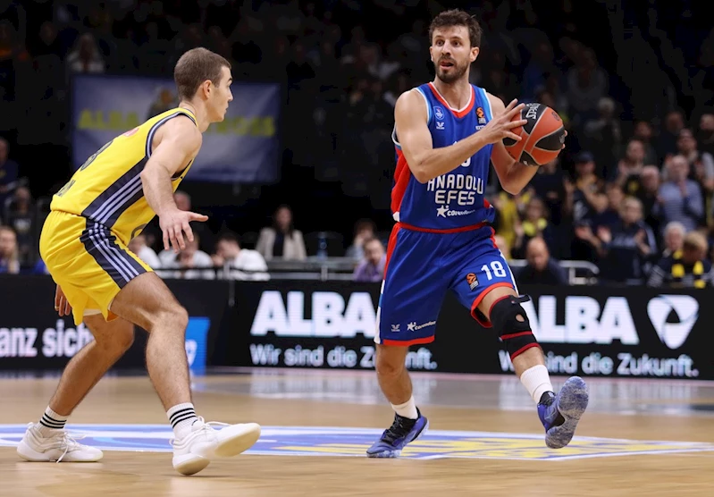 Alba Berlin – Anadolu Efes: 70-86