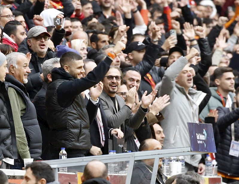 Galatasaray, 3 puanı 3 golle aldı