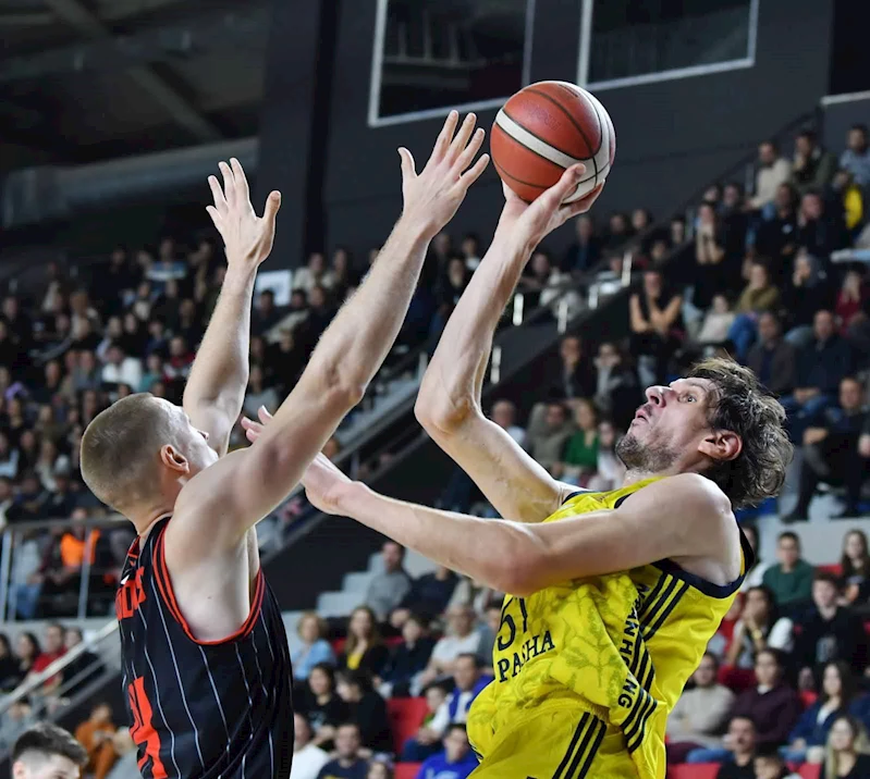 Manisa Basket - Fenerbahçe Beko: 82-90 