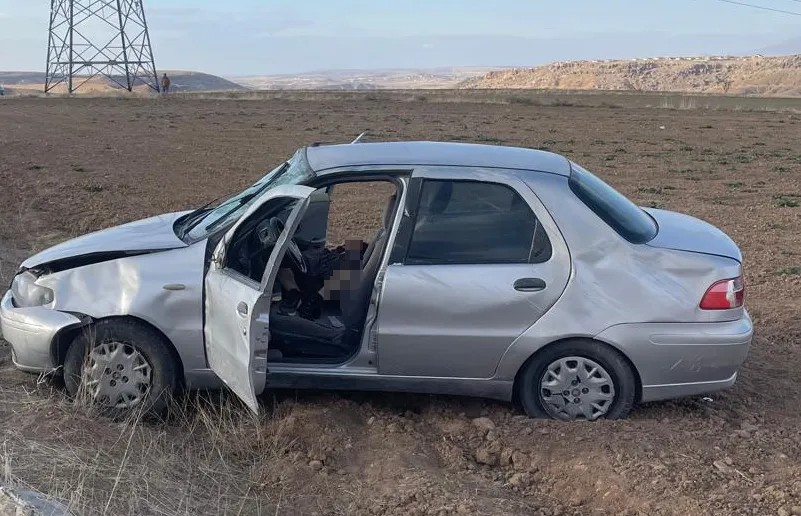 Ehliyetsiz kadın sürücünün kullandığı otomobil takla attı; kadın hayatını kaybetti, oğlu yaralandı