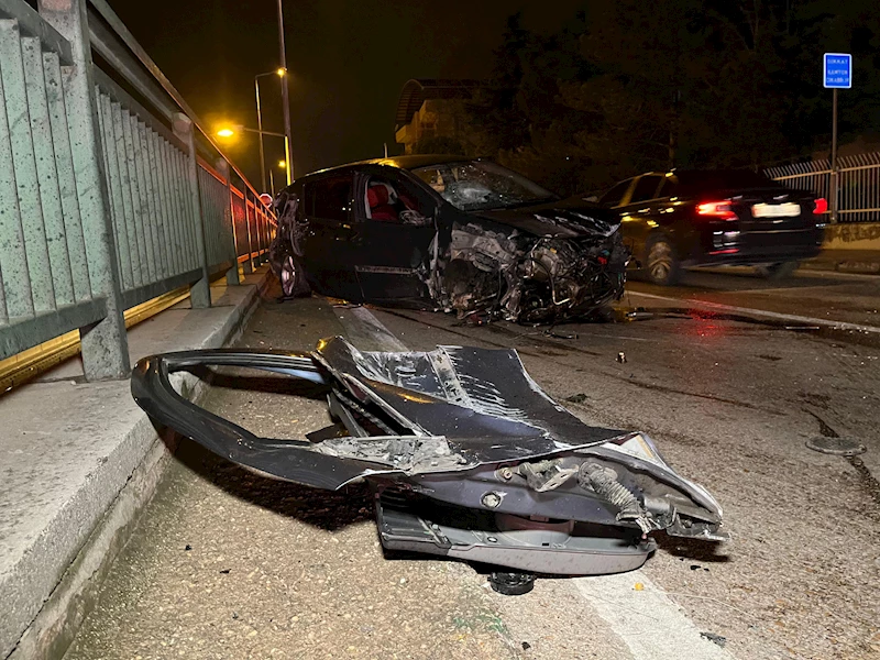 Otomobil önce korkuluklara ardından bariyere çarptı: 1 yaralı