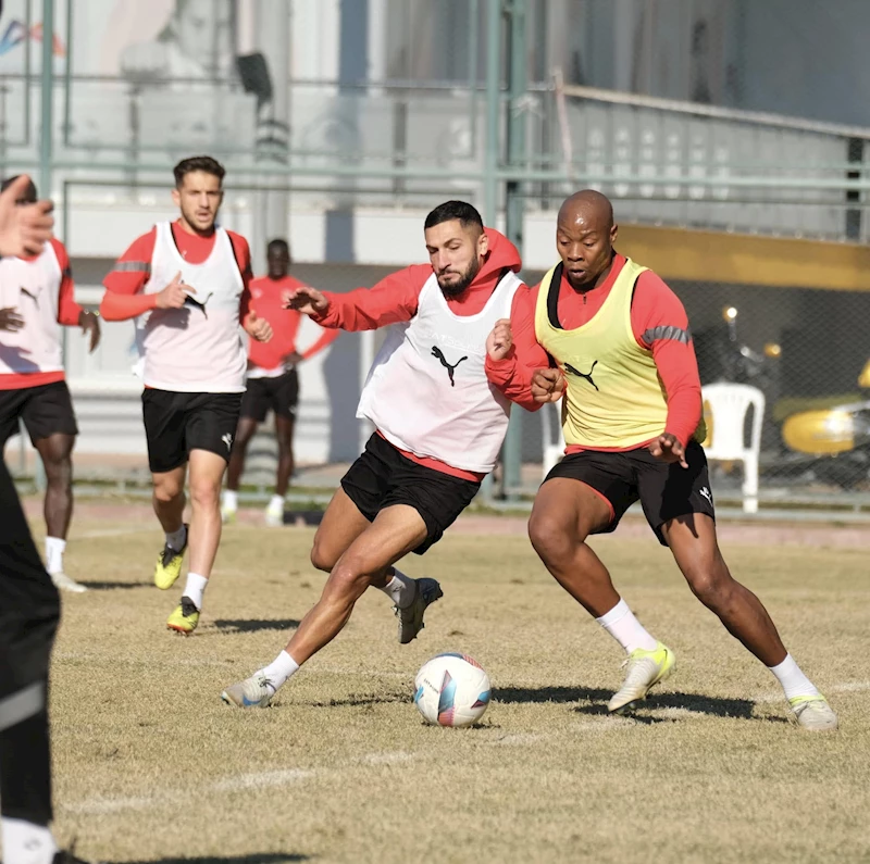 Hatayspor, Beşiktaş maçı hazırlıklarına tam kadro başladı