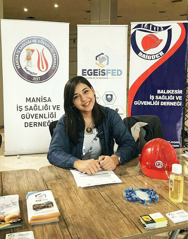 Skuter kazasında hayatını kaybeden Mühendis Ecem son yolculuğuna uğurlandı