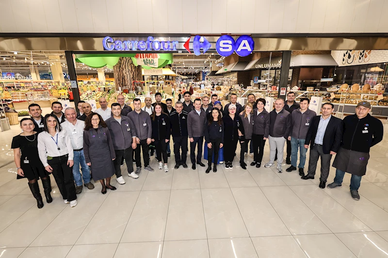 CarrefourSA, 12 Aralık Mağazacılar Günü’nü çalışanlarıyla kutladı