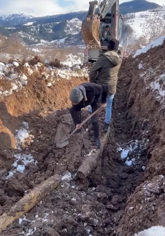 Heyelan, Posof ilçesini doğal gazsız bıraktı