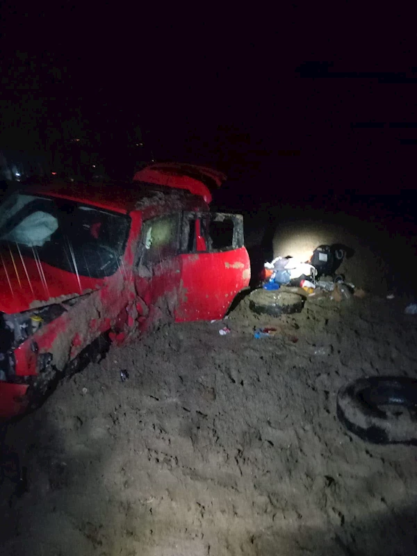 Cip ile otomobil çarpıştı; 5 yaralı