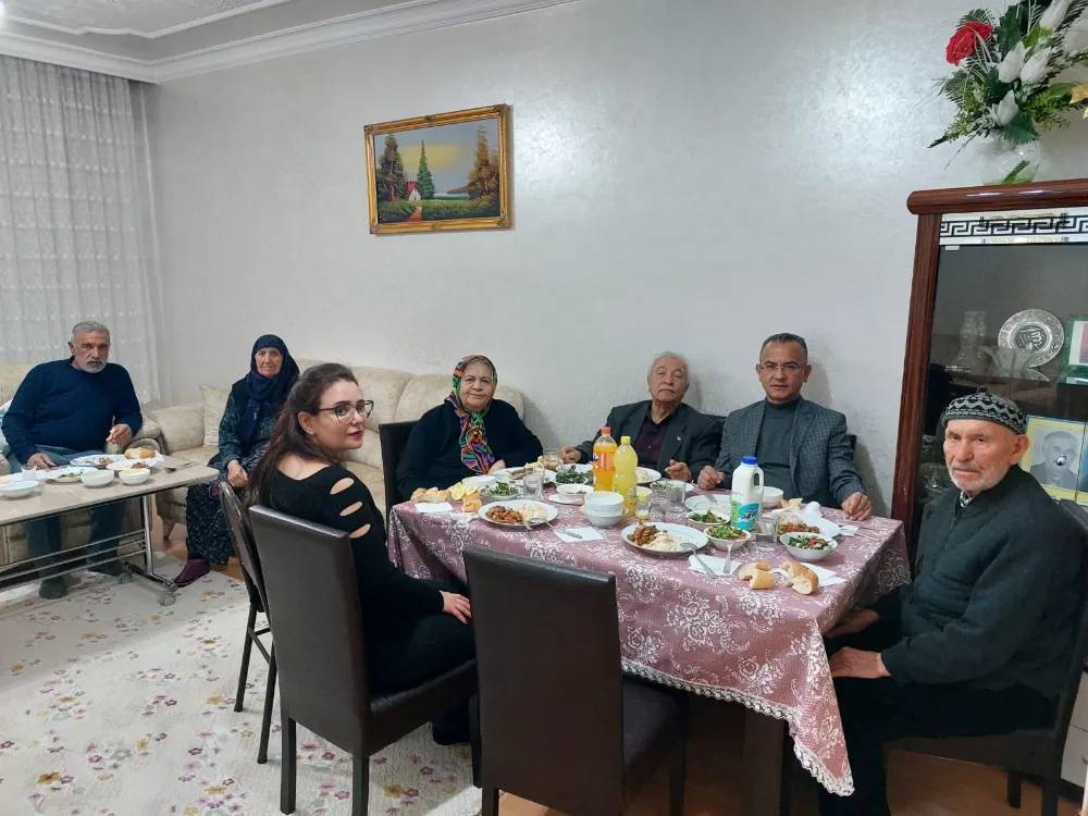 İYİ Parti Aksaray Belediye Başkan Adayı Tuğrul Karacaer, Şehit ailesiyle iftarda buluştu