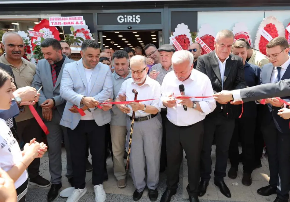 Ülkü Kuruyemiş Paşacık şubesini dualarla hizmete açtı