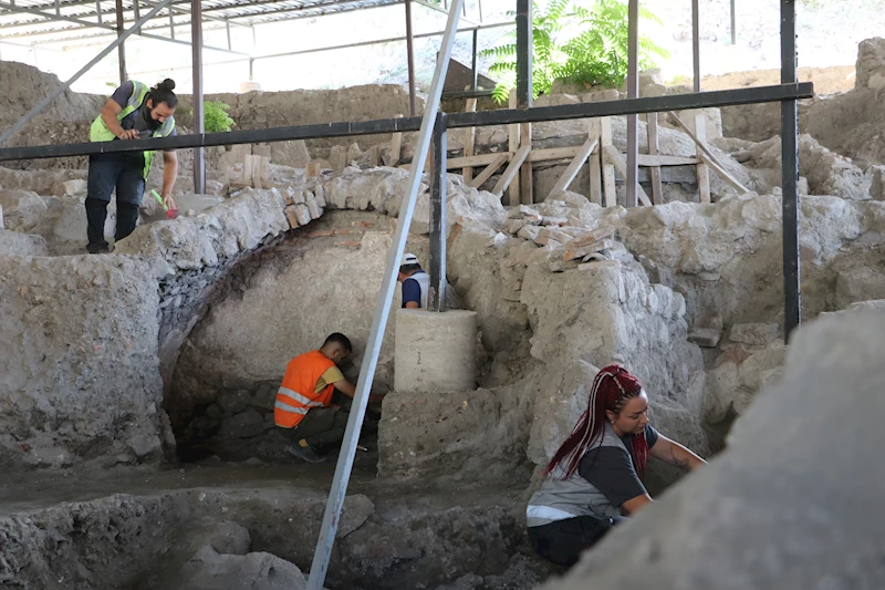 Antik Roma Tiyatrosu kazısında Osmanlı