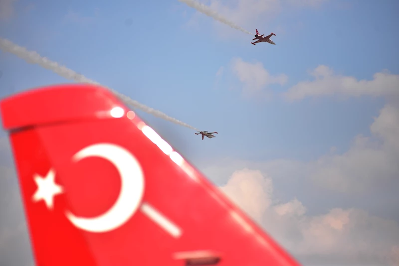 ADANA semalarında SOLOTÜRK ve Türk Yıldızları prova uçuşu yaptı (VİDEO EKLENDİ) 