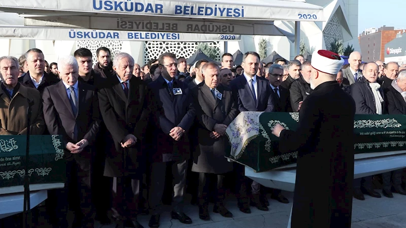 İstanbul- Otel yangınında hayatını kaybeden gazeteci Nedim Türkmen ve ailesi son yolculuğuna uğurlandı / Ek fotoğrafla