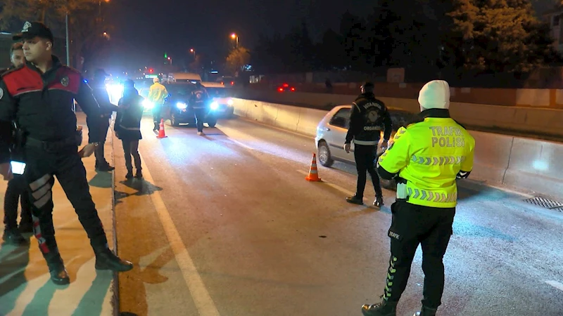 İstanbul - İstanbul Emniyet Müdürü Yıldız, Bahçelievler’de asayiş uygulamasına katıldı