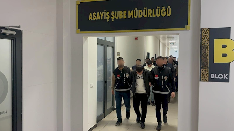 Silahlı çatışmanın ortasında kalan tekerlekli sandalyedeki esnafın öldüğü olayda 2 tutuklama