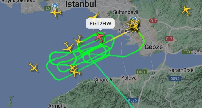 İstanbul - Sabiha Gökçen Havalimanı’nda hava trafiğine kar engeli - 2 / Ek görüntüyle 