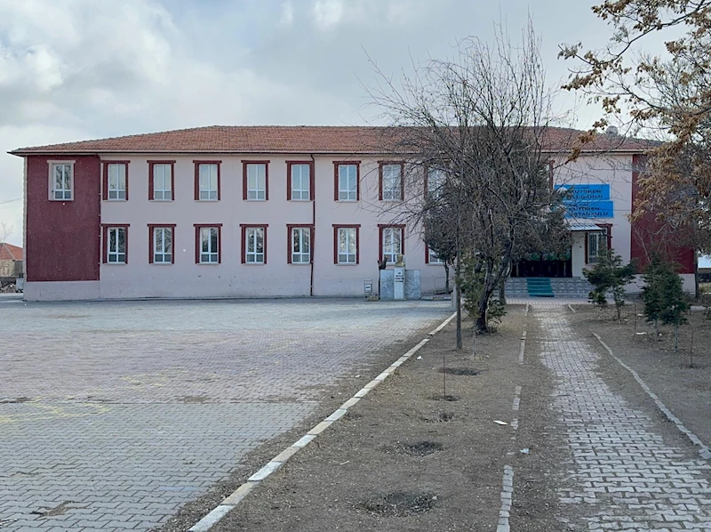 Okulda silahlı saldırıya uğrayan öğretmen yaralandı (2)