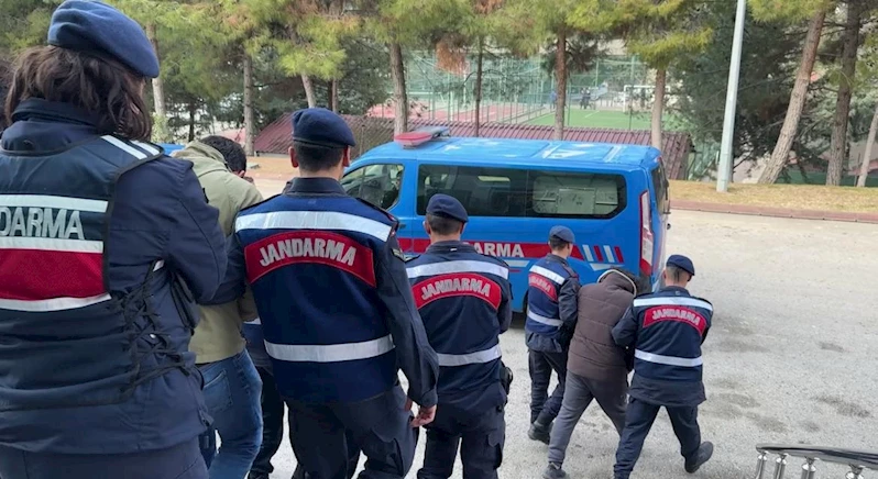 Sahte çeklerle 17 milyon TL