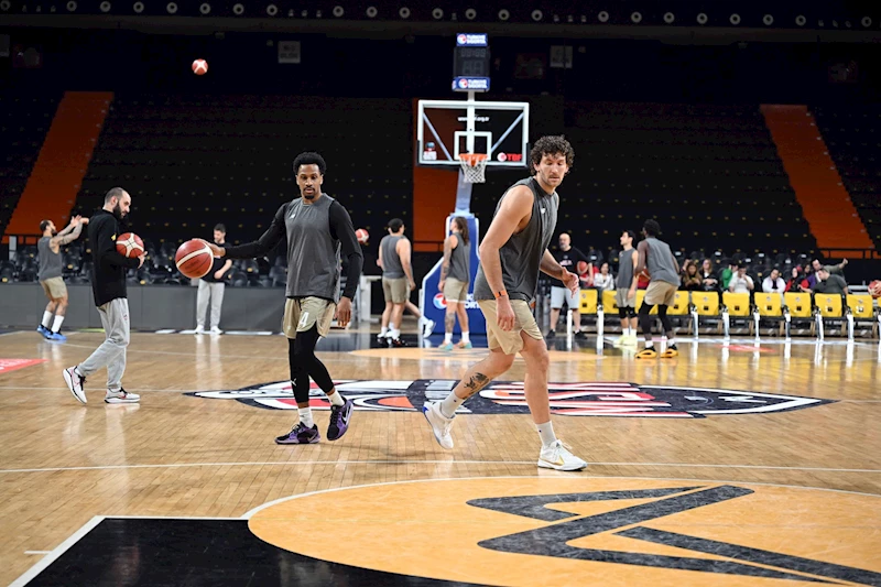 Mersin Spor Kulübü, Anadolu Efes deplasmanına gidiyor