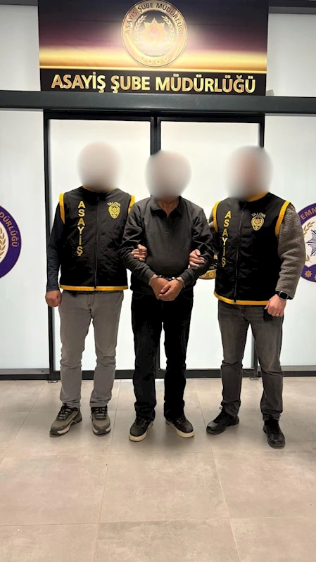 13 yıl 7 ay kesinleşmiş hapisle aranan hükümlü, evinde yakalandı