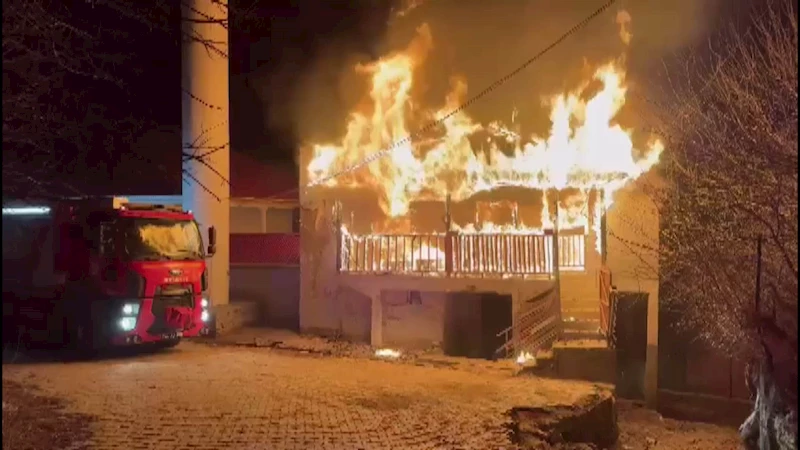 Kahramanmaraş’ta cami lojmanında yangın