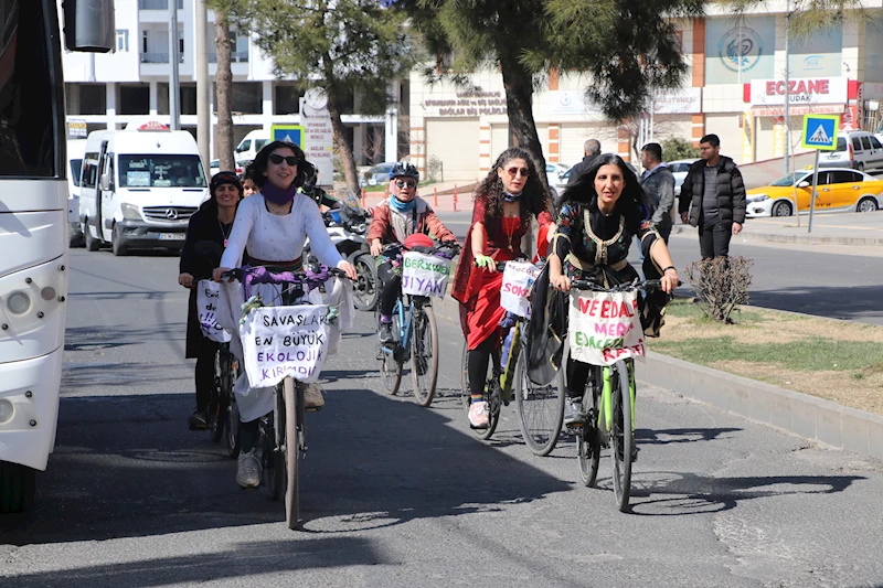 Diyarbakır’da kadınlar, ‘8 Mart’ için pedal çevirdi