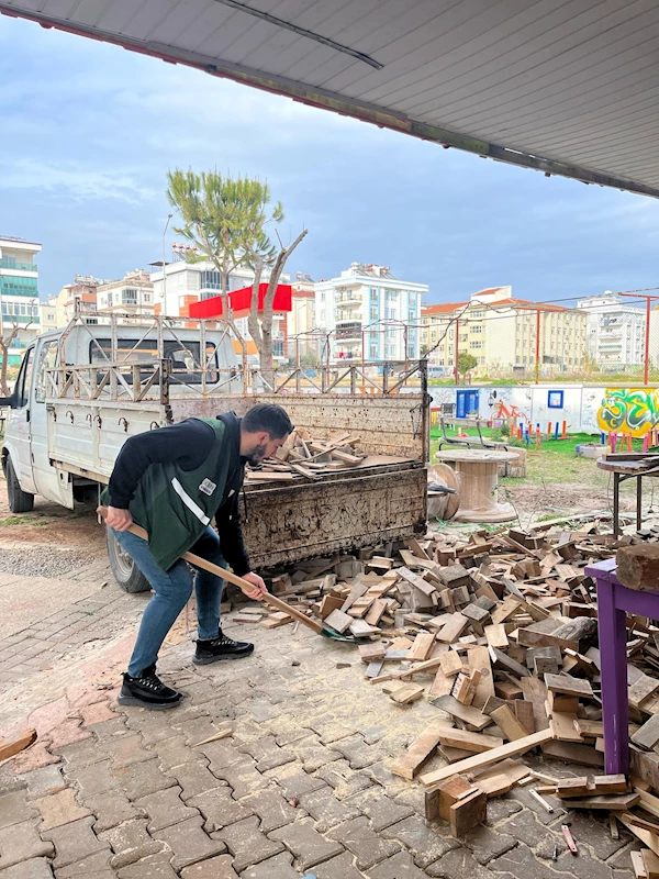 Gönüllü gençlerden iyilik hareketi 