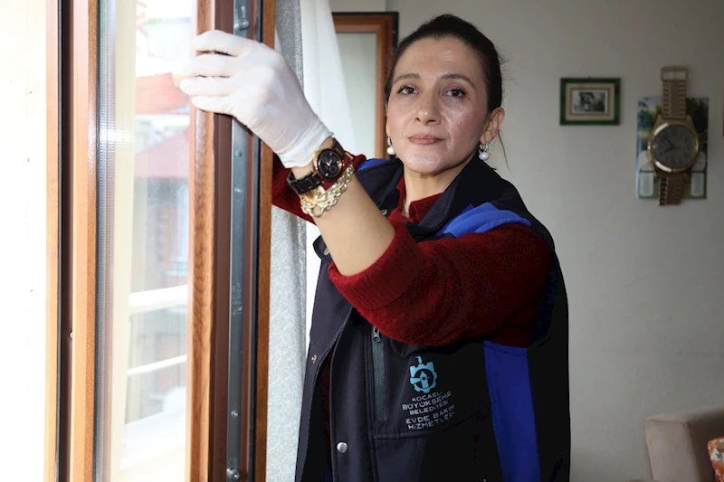 Gassaldan itfaiyeciye, vatmandan evde bakım hizmetleri personeline kadınlar yaşadıklarını anlattı