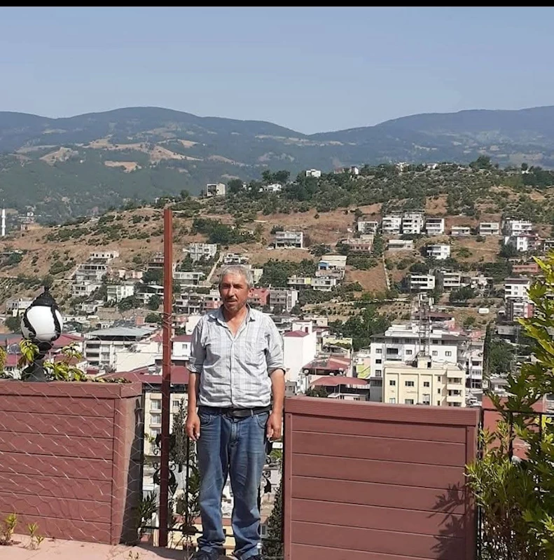 Tarlada çalışırken çapa makinesine kapılan çiftçi, öldü