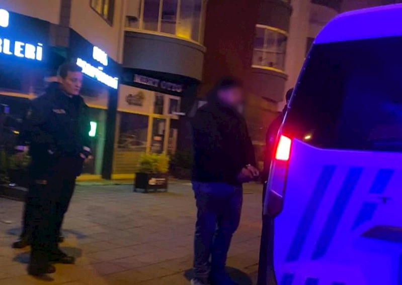  Tartıştığı babasını tabanca ile ağır yaraladı