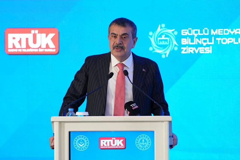 Bakan Tekin: Medya okuryazarlığı, erken yaşta kazandırılmalı