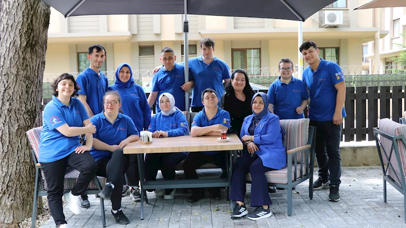 Kusursuz Kafe’nin kusursuz çalışanları