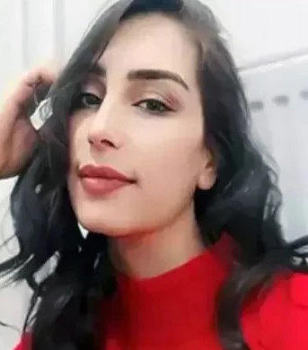 3 çocuğunun annesi Pınar